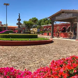 Hacienda Tres Vidas Hotel
